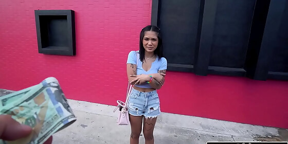 rebellious teen yumi sin fucks for cash