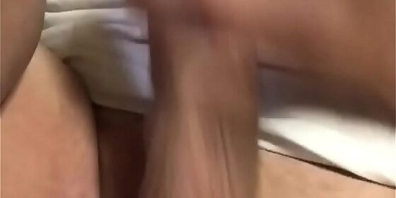 a quick hand job that made me cum