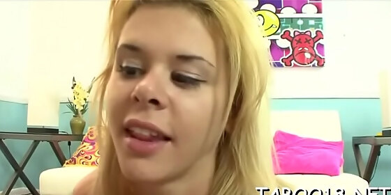 sinful teen girlie elizabeth bentley in erotic scene
