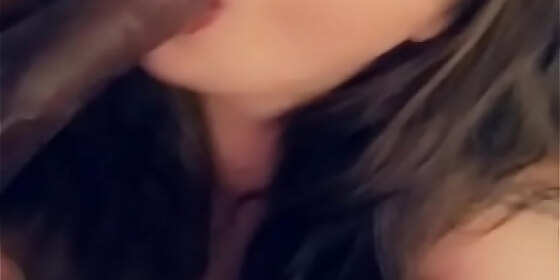 hottie sucking bbc join for full videos link in comments