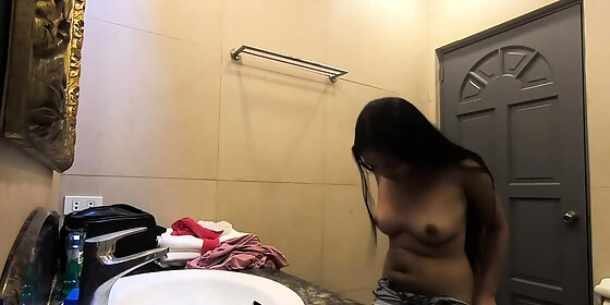 big tittied thai girl knocked up by well hung foreigner