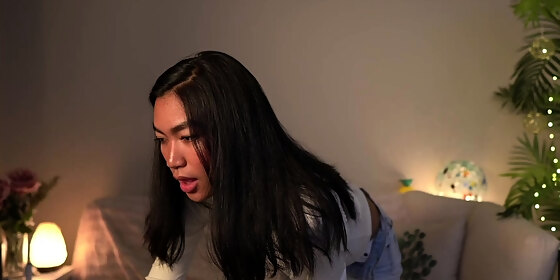 amateur webcam asian girl