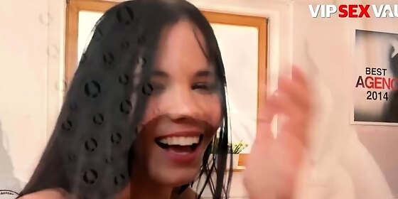 lovenia lux is obsessed with kisses but casting dude only