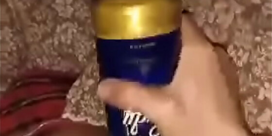 i masturbate with a can