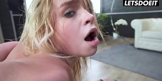 big ass blondie alexa flexy hardcore anal fuck with italian penis her limit