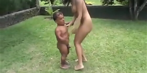 big man with a small height
