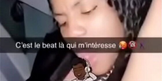 cameroonian gets off in the car with a sextoy