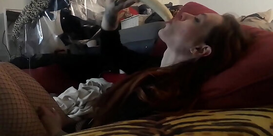 foxy sanie deep in throat