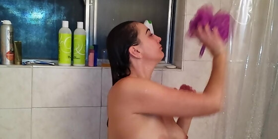 Amateur Wet Tits - My Soapy Wet Body In The Shower HD SEX Porn Video 6:41