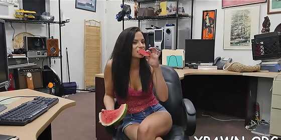 seductive brunette alexis deen cums from pecker riding