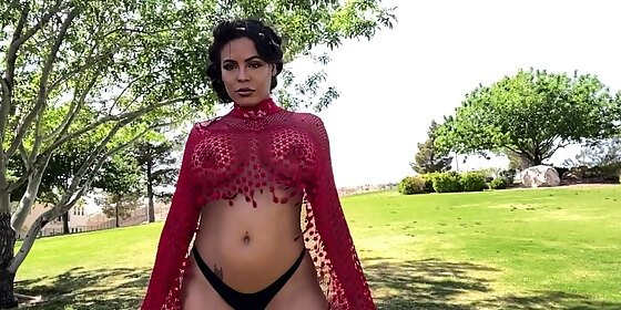 big boobs milf masturbates with her dildo