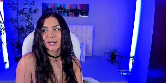 webcam brunette solo masturbation
