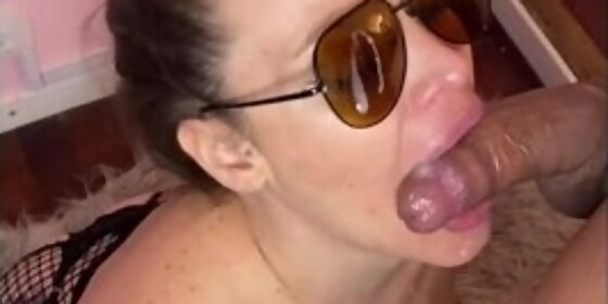 i turn in the reports late and the boss makes me pay for it with a blowjob