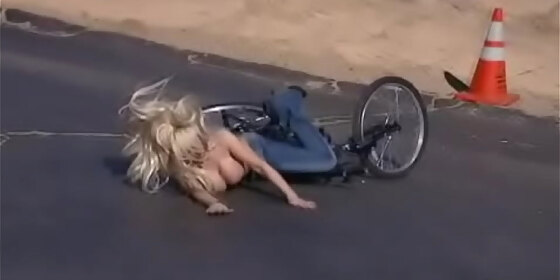 hot girl bails hard off bike savannah gold