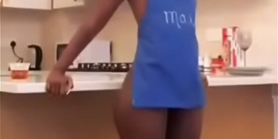 who is this sexy girl