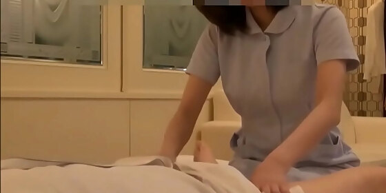 domestic boutique go to the massage to seduce the massage technician and directly hit the chinese domestic self portrait high definition female anch