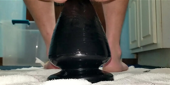 giant butt plug