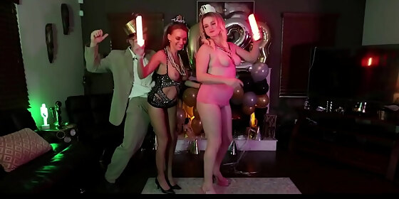 usedforsex stepmom stepdaughter pristine edge eliza eves get free used on new years eve