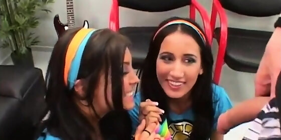 jackie and jessi blowjob rocks