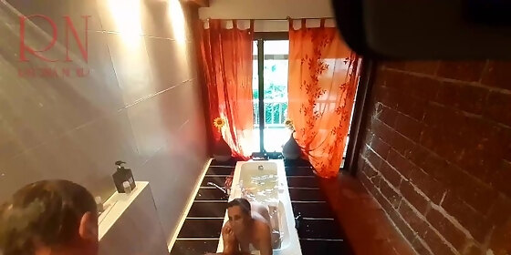 peep voyeur housewife washes in the shower with soap shaves her pussy in the bath 22