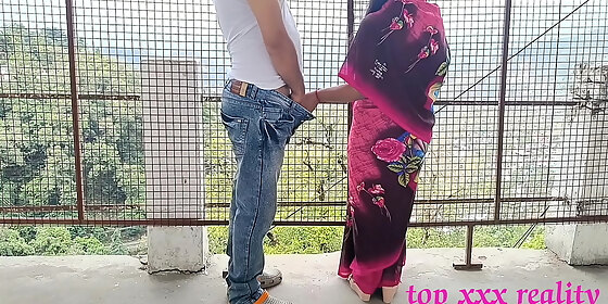 xxx bengali hot bhabhi amazing outdoor sex in pink saree with smart thief xxx hindi web series sex last episode 2022