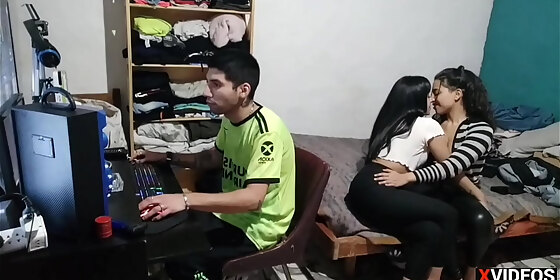 cinday01 and serenamorenax get all the milk out of deluxeshura0