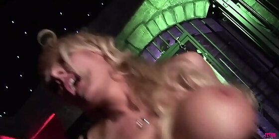 two hotties have some wet fun in a dark room