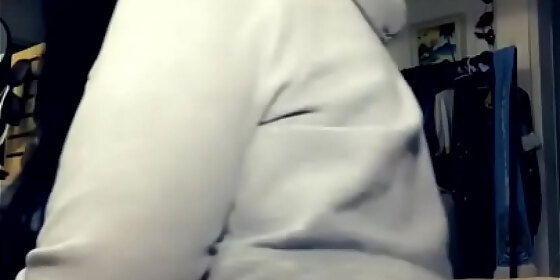 i see you becky shaking that ass