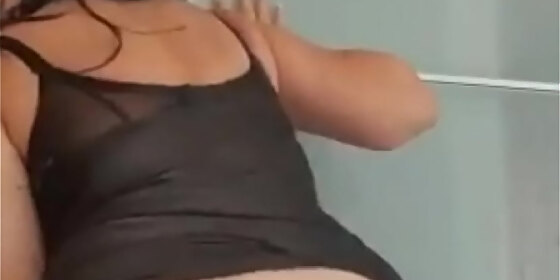 my divorced makes the wrong chat and sends me an erotic video