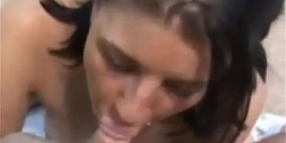amateur amber really gives a nice blowjob and cumshot