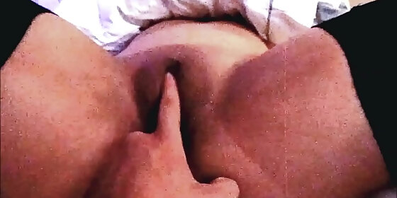 eating a big fat pussy before fuck