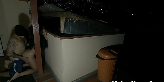 my girlfriend wants to have sex with me in a gazebo