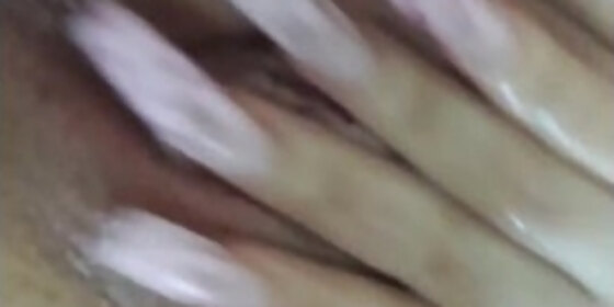 me masturbo en videollamada y me vengo