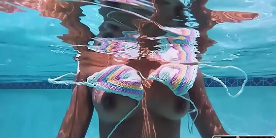 alina ali breaking the hard waves