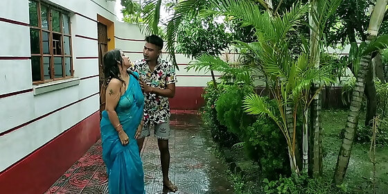 indian hot aunty outdoor sex at rainy day hardcore sex