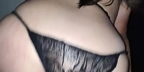 gordita me da unos buenos sentones se viene bien rico
