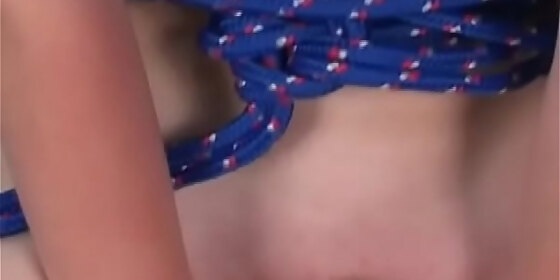 glorious bombshell shows engulfing skills
