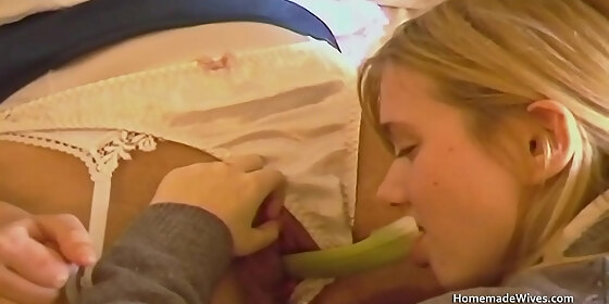 older wife plays with a british teen