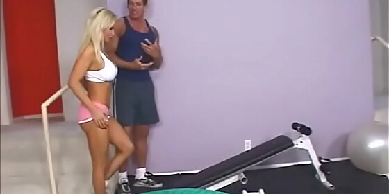 diamond foxxx gets nasty during her morning workout