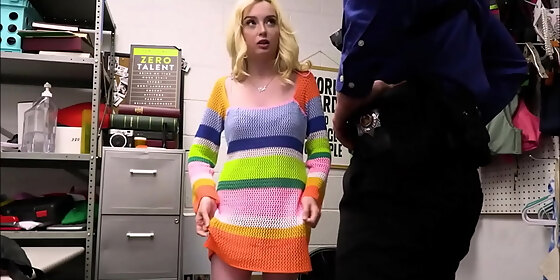 teenrobber tiny blonde shoplifter agrees to fuck officer for no police called lexi lore