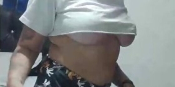 mi novio me pregunta que estoy haciendo y le mando este video