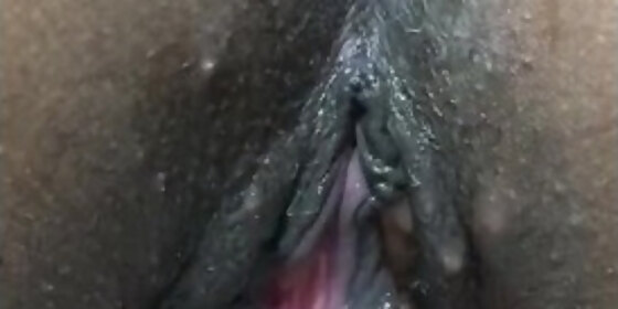 fat squirting clit