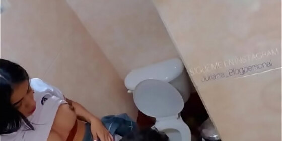 students caught fucking hard in the school bathroom and he cums in her mouth incredible amateur video