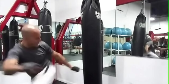fittest male body in porn maxxx loadz the italian pound machine works out everyday
