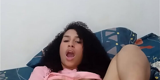 pussy dripping for my step daddy