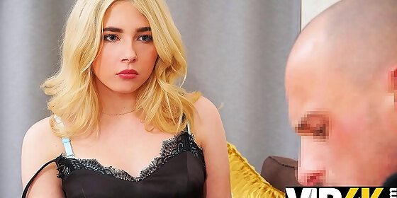 debt4k bimbo blonde dragged into an affair with perverted collector