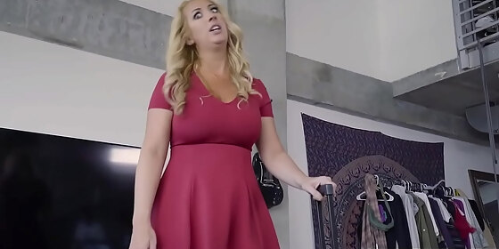 mypervmommy com guy fucking busty stepmoms shaved pussy