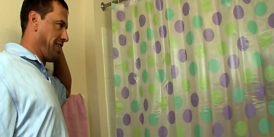 amateur blonde teen emily austin fucked in pov