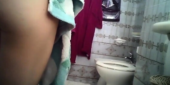 spying on stepsister intimate holiday footage