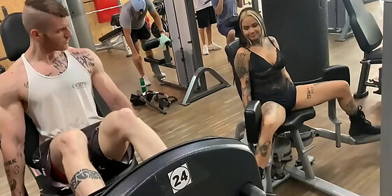 hot at the gym made me soft i took it home evelyn buarque